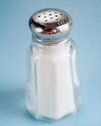 A só súlyosbíthatja a gyomorfekélyt