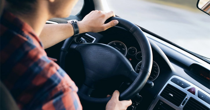 Az 5 legjobb dolog, amivel segíthetsz gyermekednek, hogy biztonságos sofőr legyen