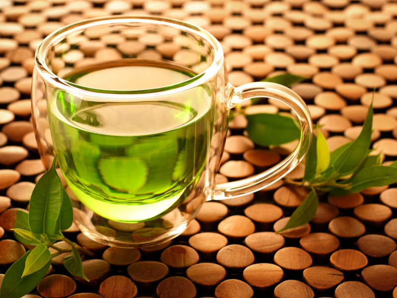 Égess zsírt zöld teával | Marie Claire