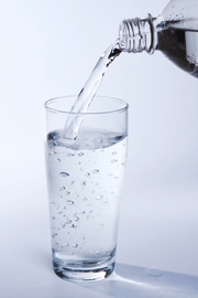 Víz - Mennyit kell inni egy nap?